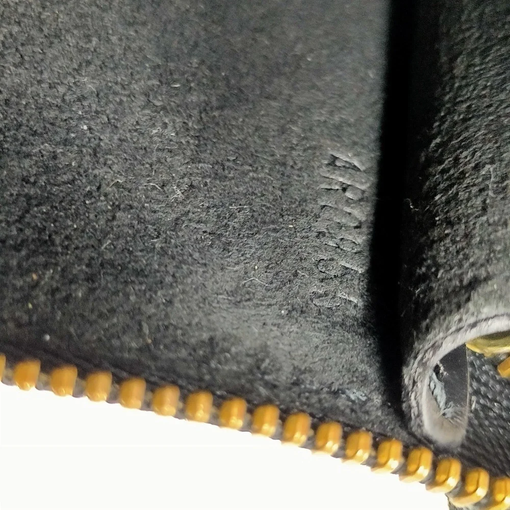 Louis Vuitton Pochette Black Epi